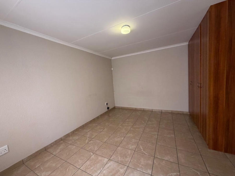 To Let 3 Bedroom Property for Rent in Waterkloof Hill Estate North West